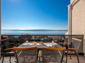 Gorgeous homes with swimming pool jacuzzi and a magnificent sea view